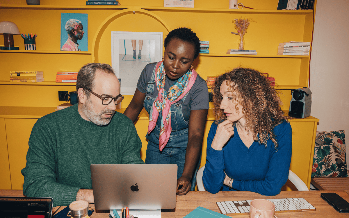 Employer Branding: 4 Lessons Inspired from Companies That Hire Differentlyfeatured image
